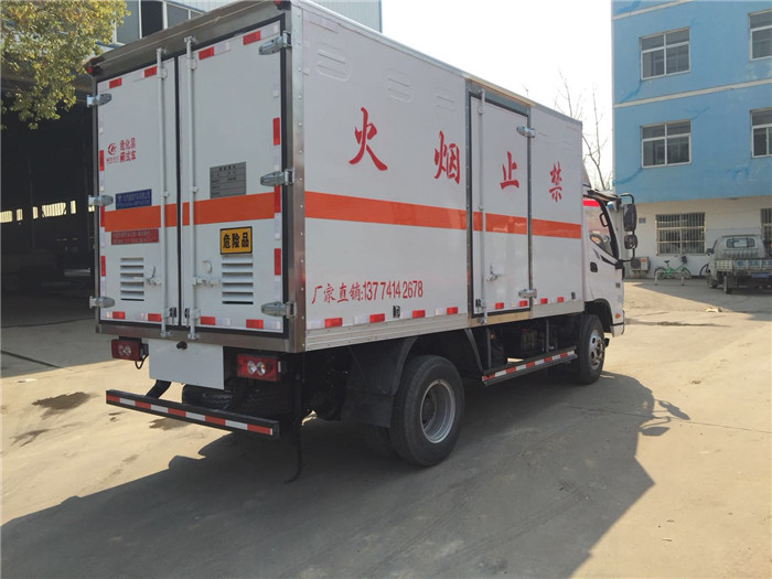 國六福田民爆運輸車