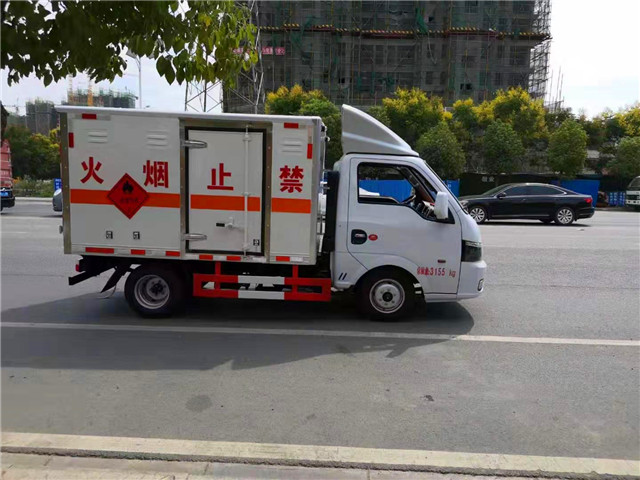 國六微型途逸氣體廂式運輸車