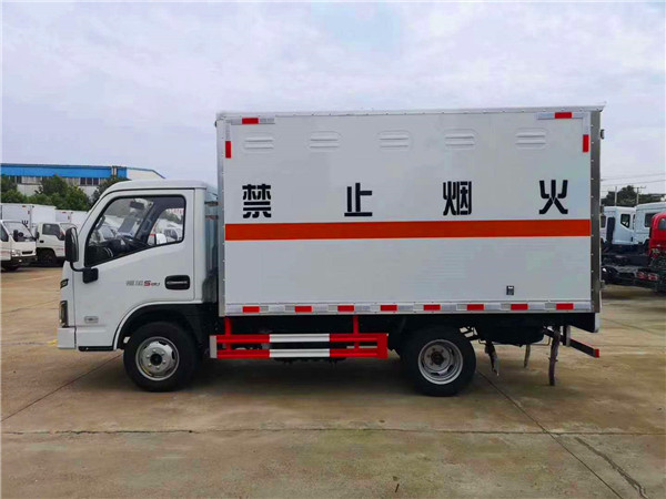 國六躍進小福星氣體廂式運輸車