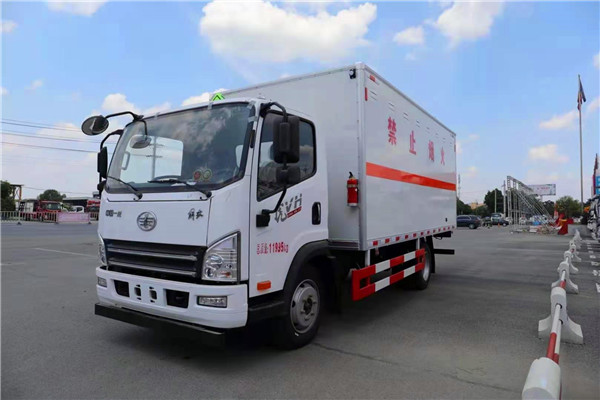 解放危險品廂式運輸車 解放危險品廂式運輸車